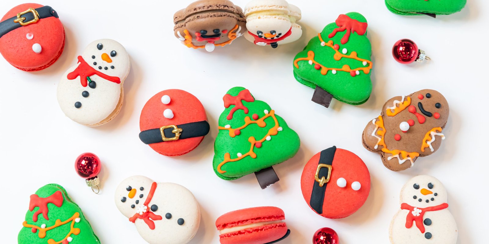 Christmas Macarons