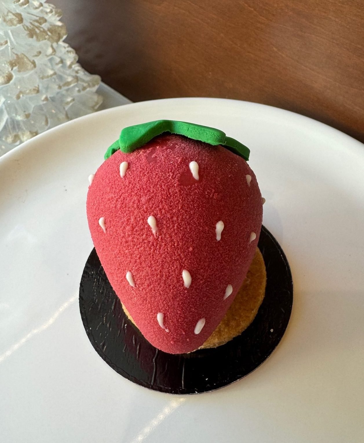 Strawberry fruit cake