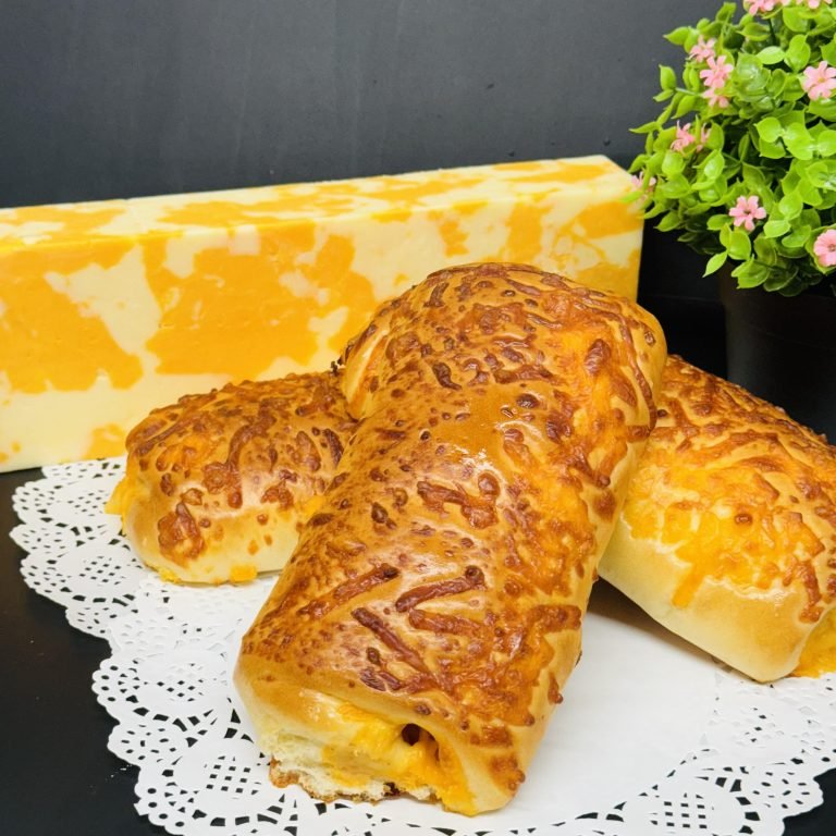 Peperoni and Cheddar Bun