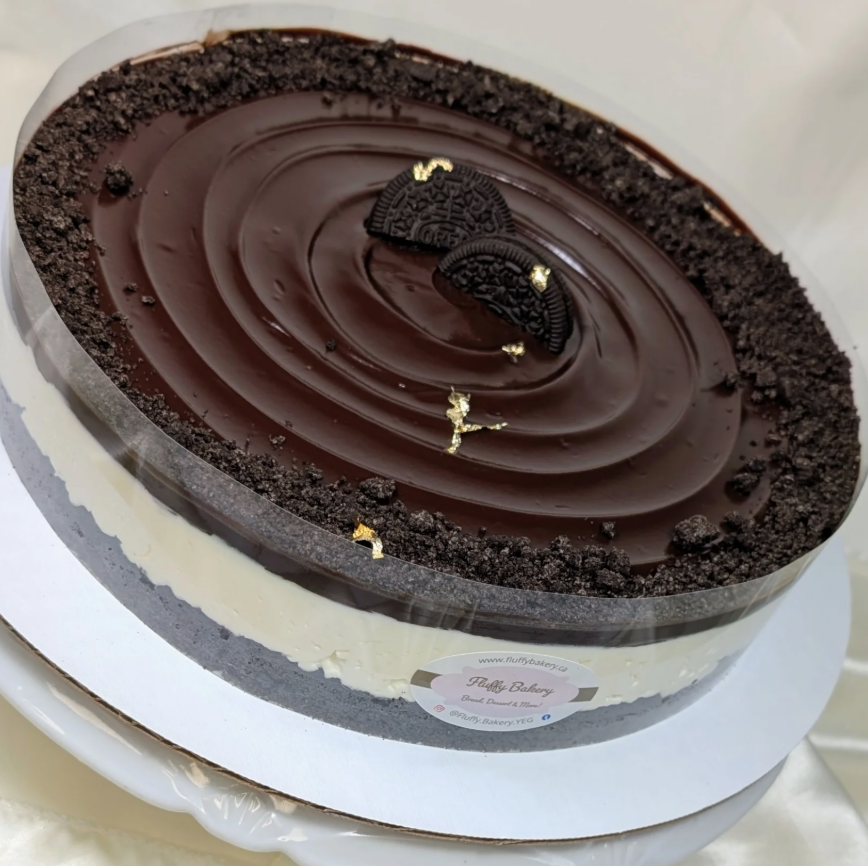 Oreo Cheesecake (9" - 6 to 8 Servings)