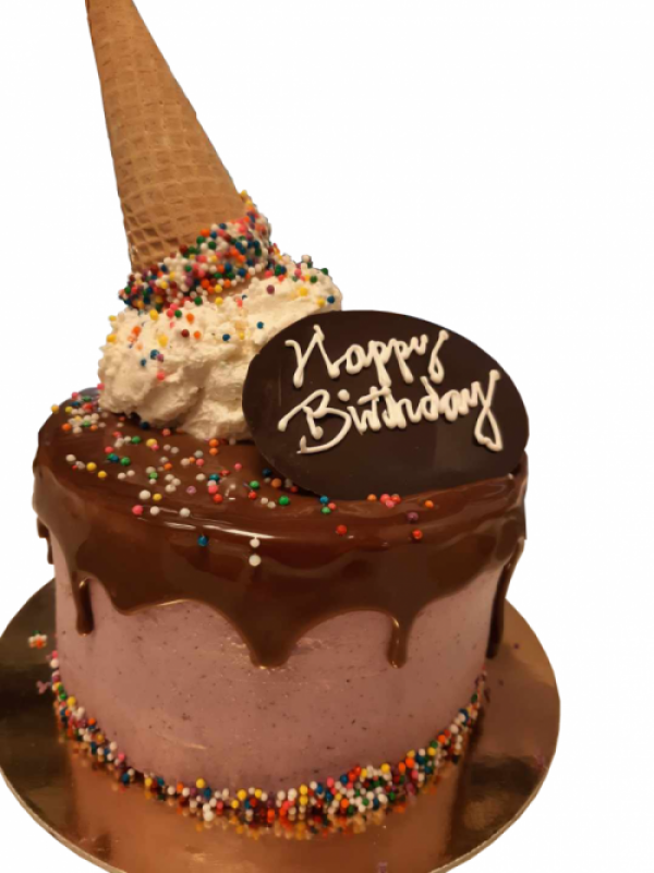 ICE CREAM CONE CAKE