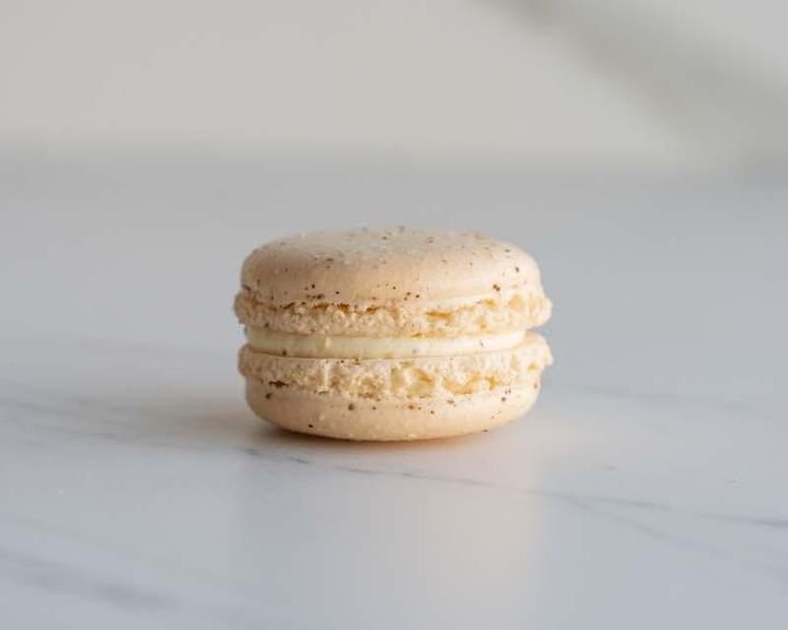 Vanilla Macaron
