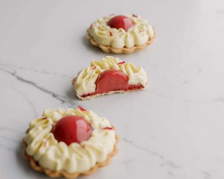 Passion Fruit Raspberry Tartlette
