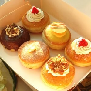 Box of 6 Brioche Donuts