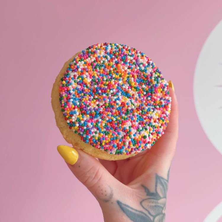 Flirt Dot Cookie