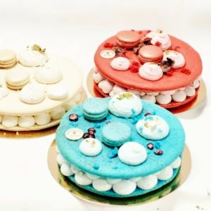 Macarons Cake