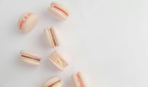 macarons near me in winnipeg